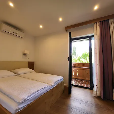 Bed & Breakfast Tavcar Ljubljana