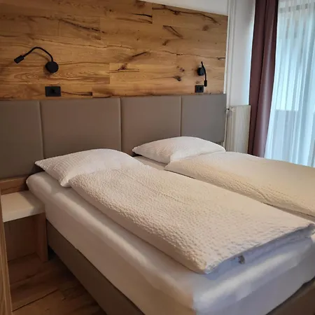 Bed & Breakfast Tavcar